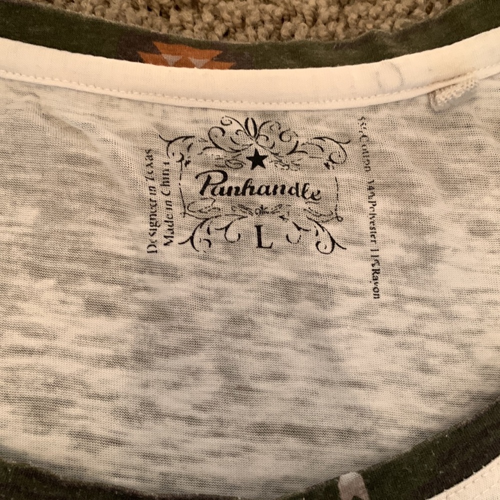 Panhandle Size Large Graphic Tee With Aztec Detail - image 4